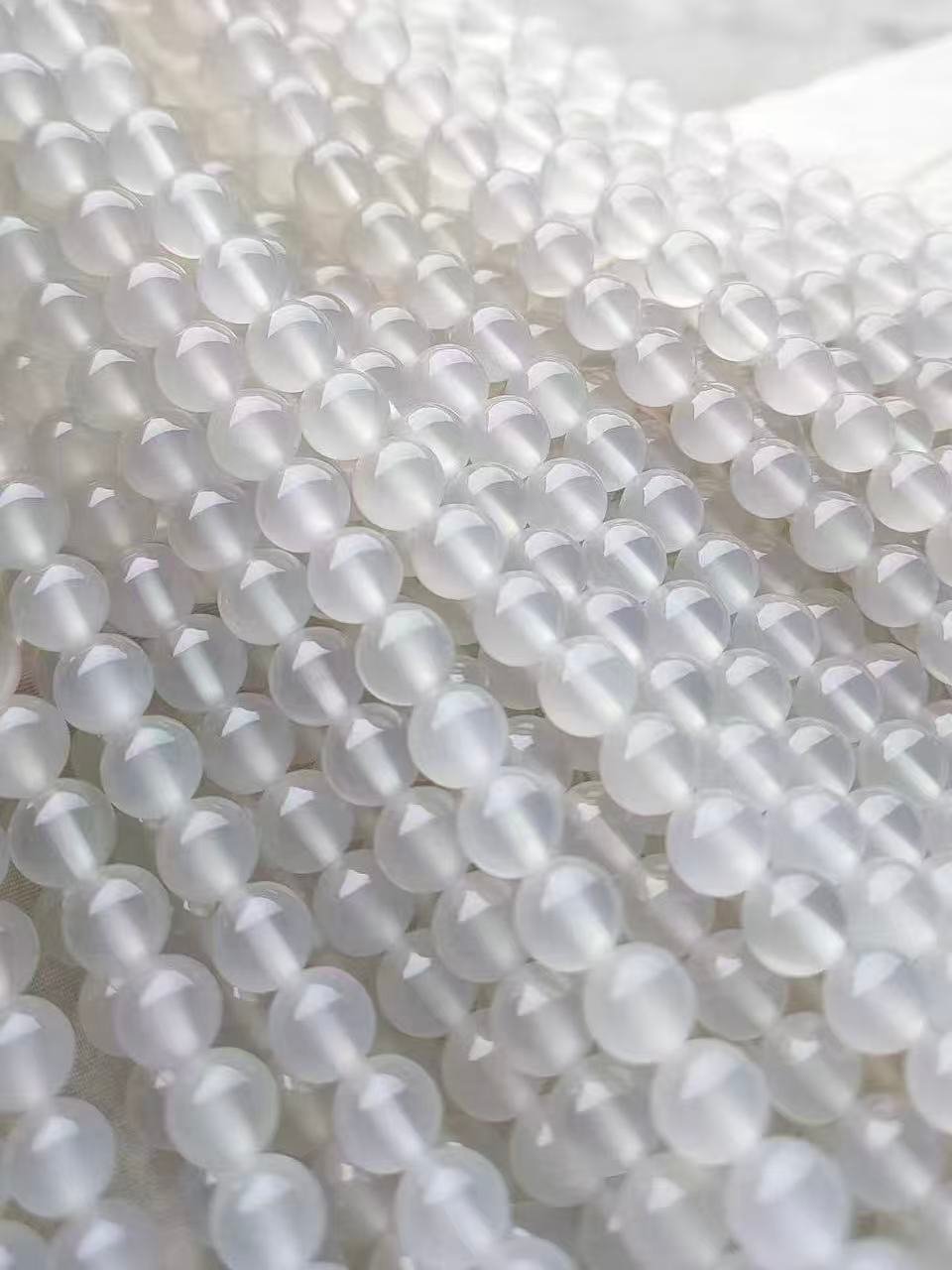 8a054dc37f39e40281df7748ecdee33f White Agate(White Chalcedony) - 图片 1