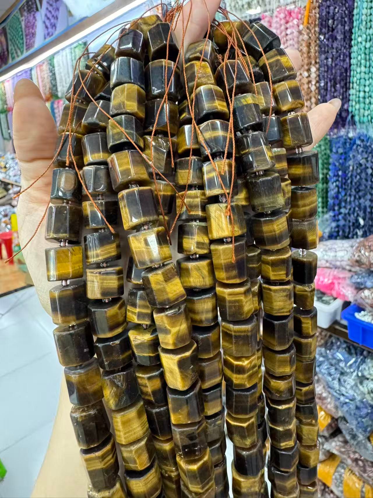 微信图片_20260617215707_1833_42 Yellow Tiger Eye (BW) - 图片 1